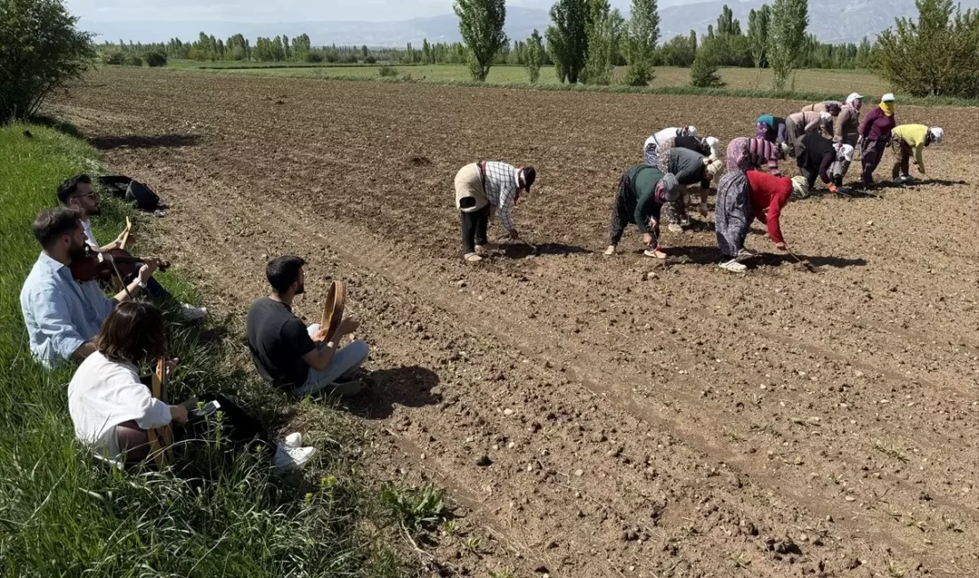 ELİF ERVA KÖKTÜRK TEKHA/İZMİT