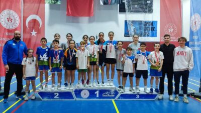 Osmangazi Belediyespor Badminton Takımı Cumhuriyet Kupası’nda Madalyaya Doydu