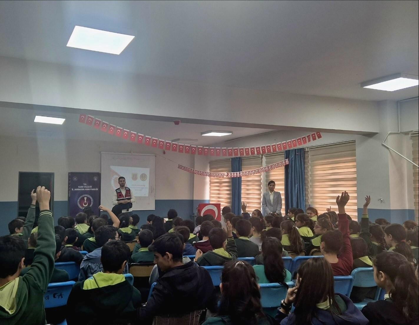 Öğrencilere “Siber Farkındalık ve Bilinçlendirme” Eğitimi Verildi